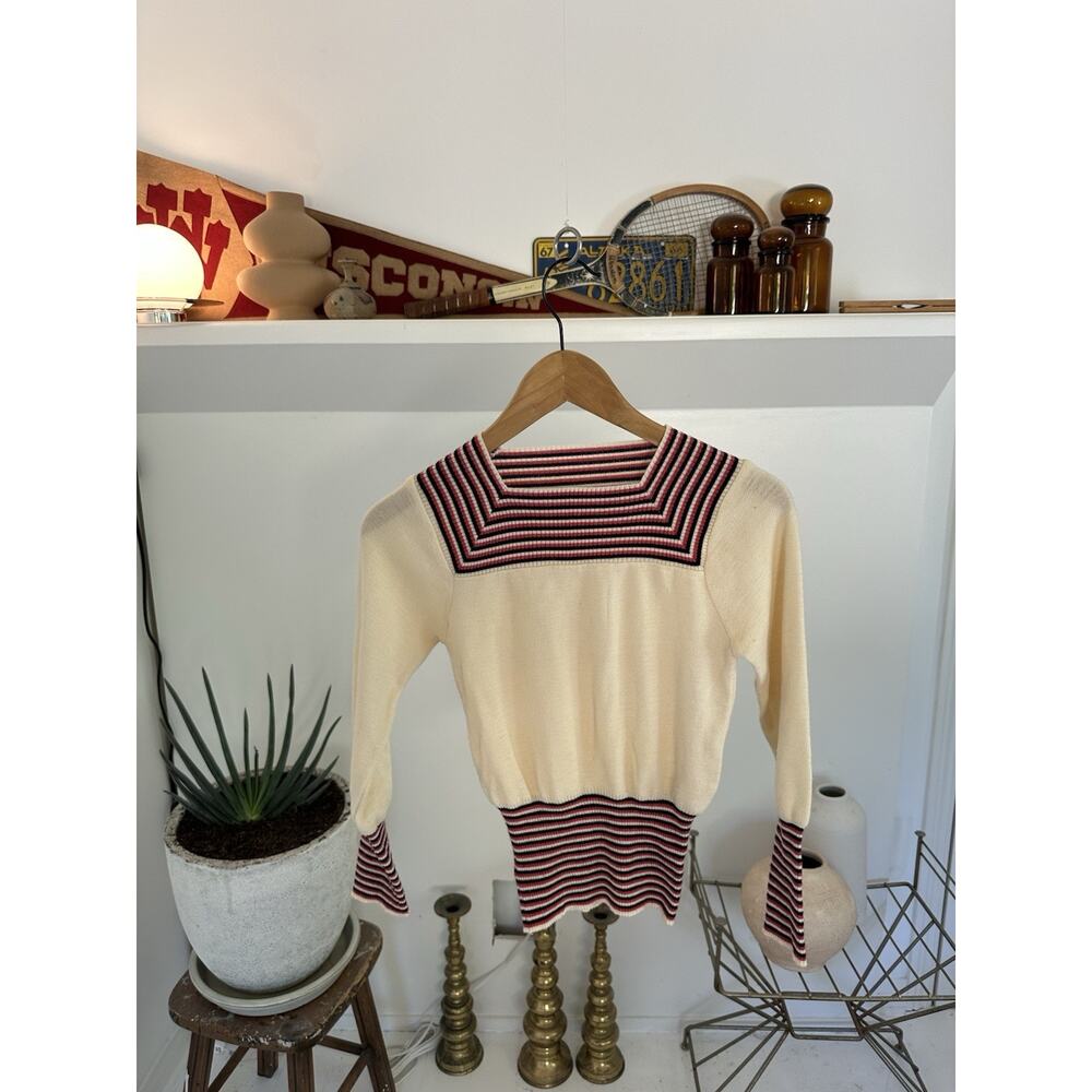 Vintage 1960s Women's Wool Knit Sweater Size XS